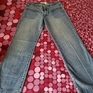 Old Navy Zippered Pocket Jeans